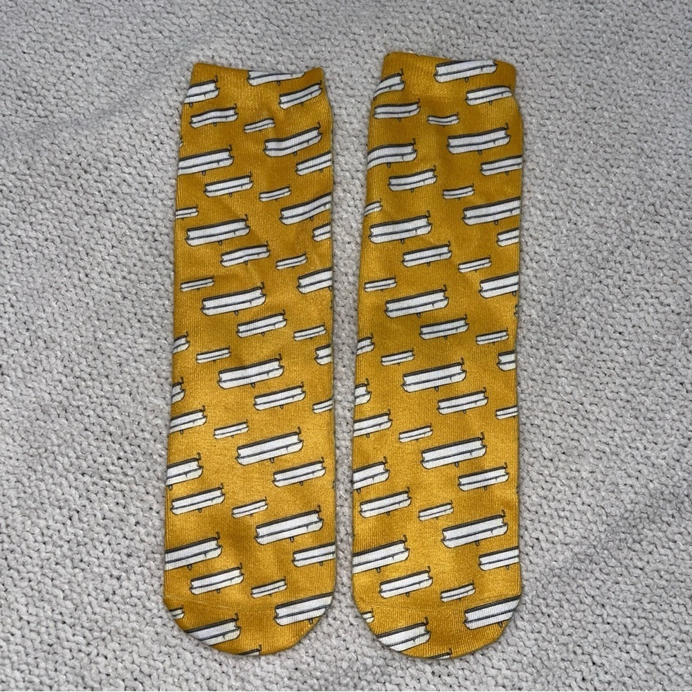 Novelty Urinal Print Funny Socks Yellow NWT One Size Gag Gift